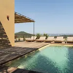 Apartmanhotel & Oradoro - Proche Ile Rousse 4*
