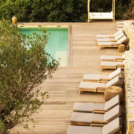 Lägenhetshotell & Oradoro - Proche Ile Rousse 4*