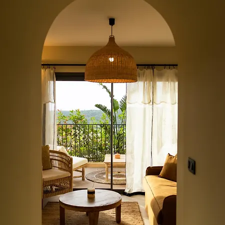 & Oradoro - Proche Ile Rousse Lägenhetshotell