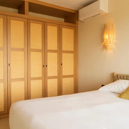 & Oradoro - Proche Ile Rousse Lägenhetshotell