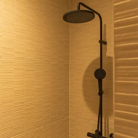 & Oradoro - Proche Ile Rousse