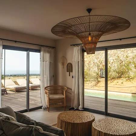 Apartmanhotel & Oradoro - Proche Ile Rousse 4*