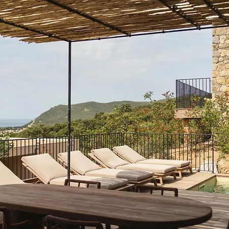 & Oradoro - Proche Ile Rousse Lägenhetshotell