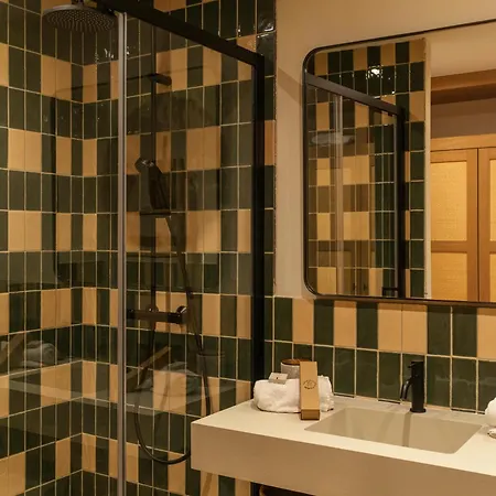 & Oradoro - Proche Ile Rousse Belgodère