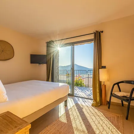 & Oradoro - Proche Ile Rousse Апарт-отель