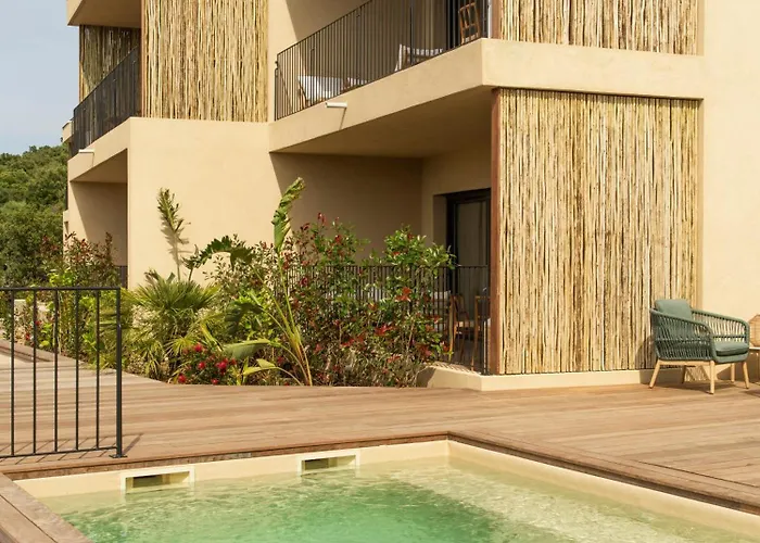 & Oradoro - Proche Ile Rousse Belgodère